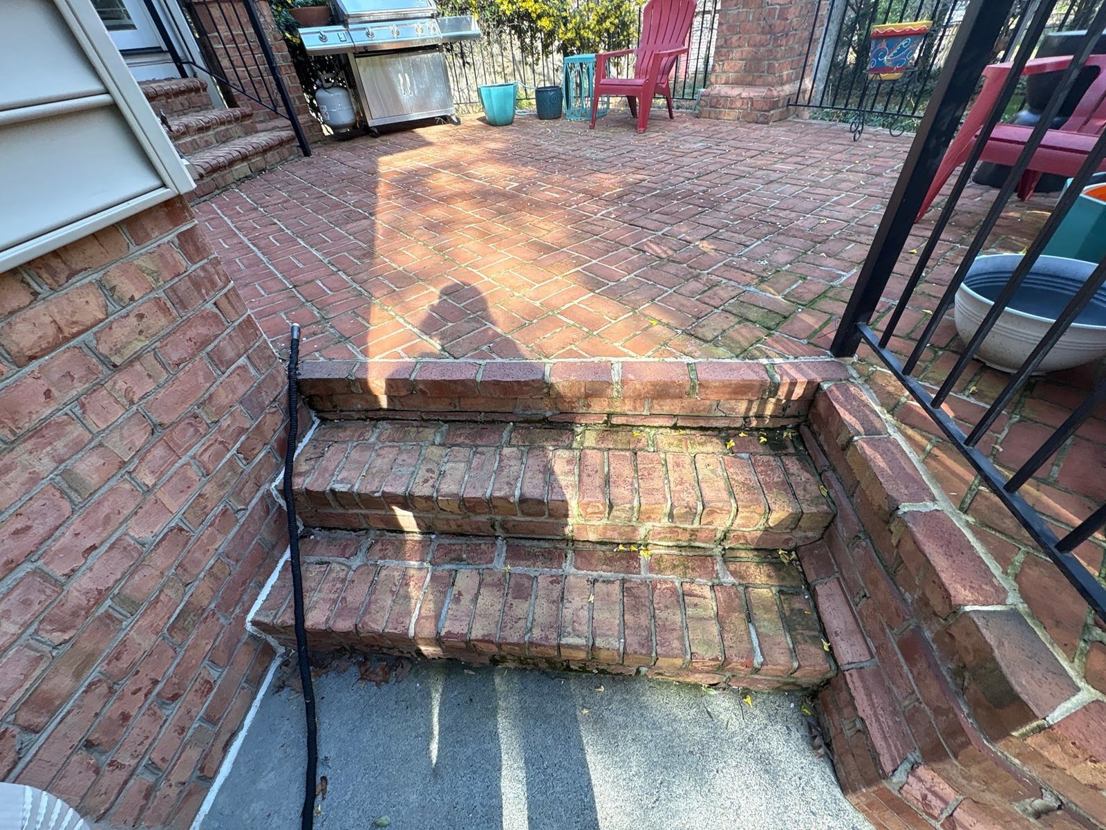 Patio washing window cleaning and gutter cleaning services