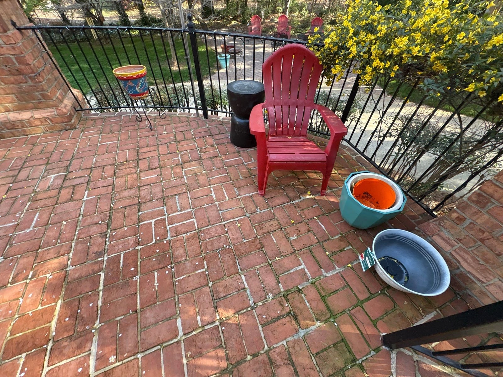 Patio washing window cleaning and gutter cleaning services