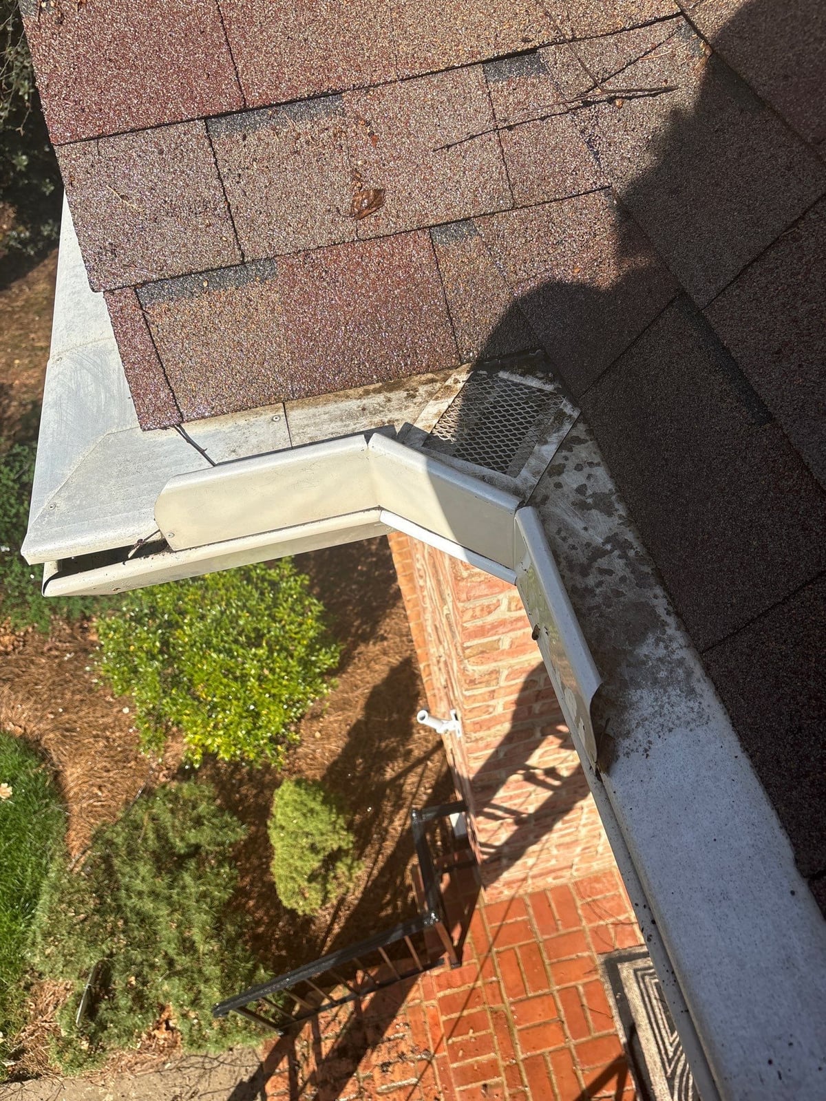 Patio washing window cleaning and gutter cleaning services