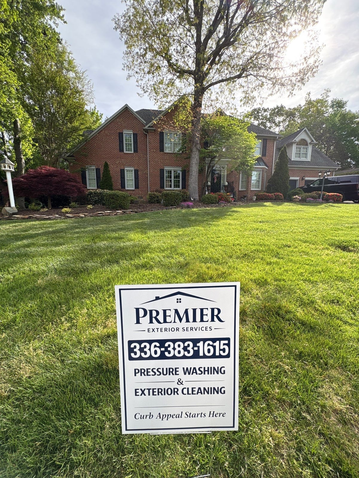 Exterior residential window washing and glass cleaning services