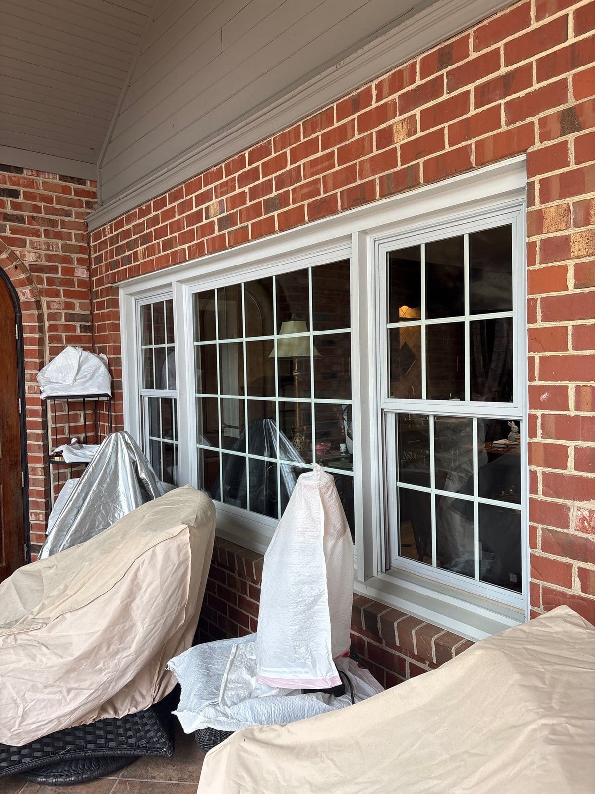 Exterior residential window washing and glass cleaning services