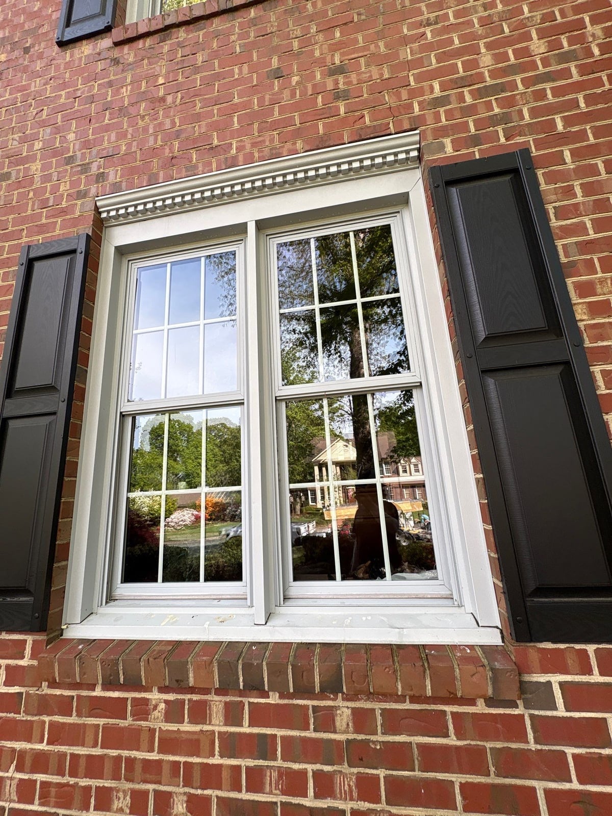 Exterior residential window washing and glass cleaning services