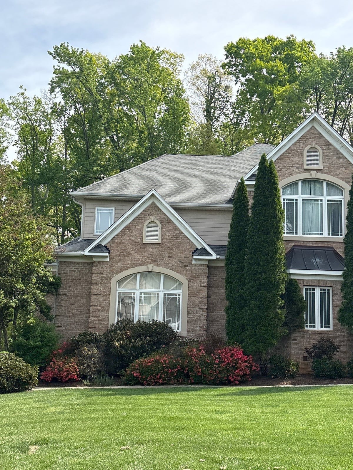 Exterior residential window washing and glass cleaning services