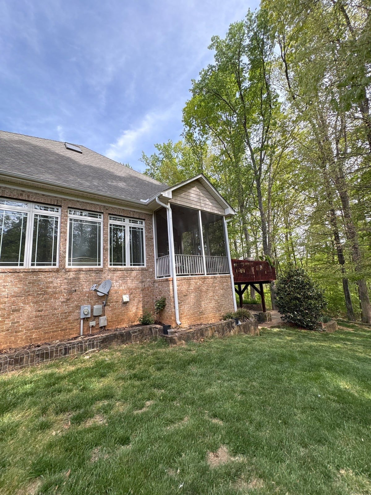 Exterior residential window washing and glass cleaning services