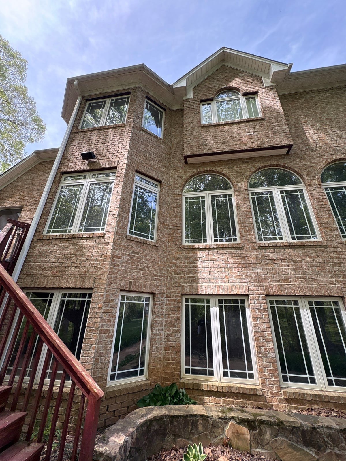 Exterior residential window washing and glass cleaning services