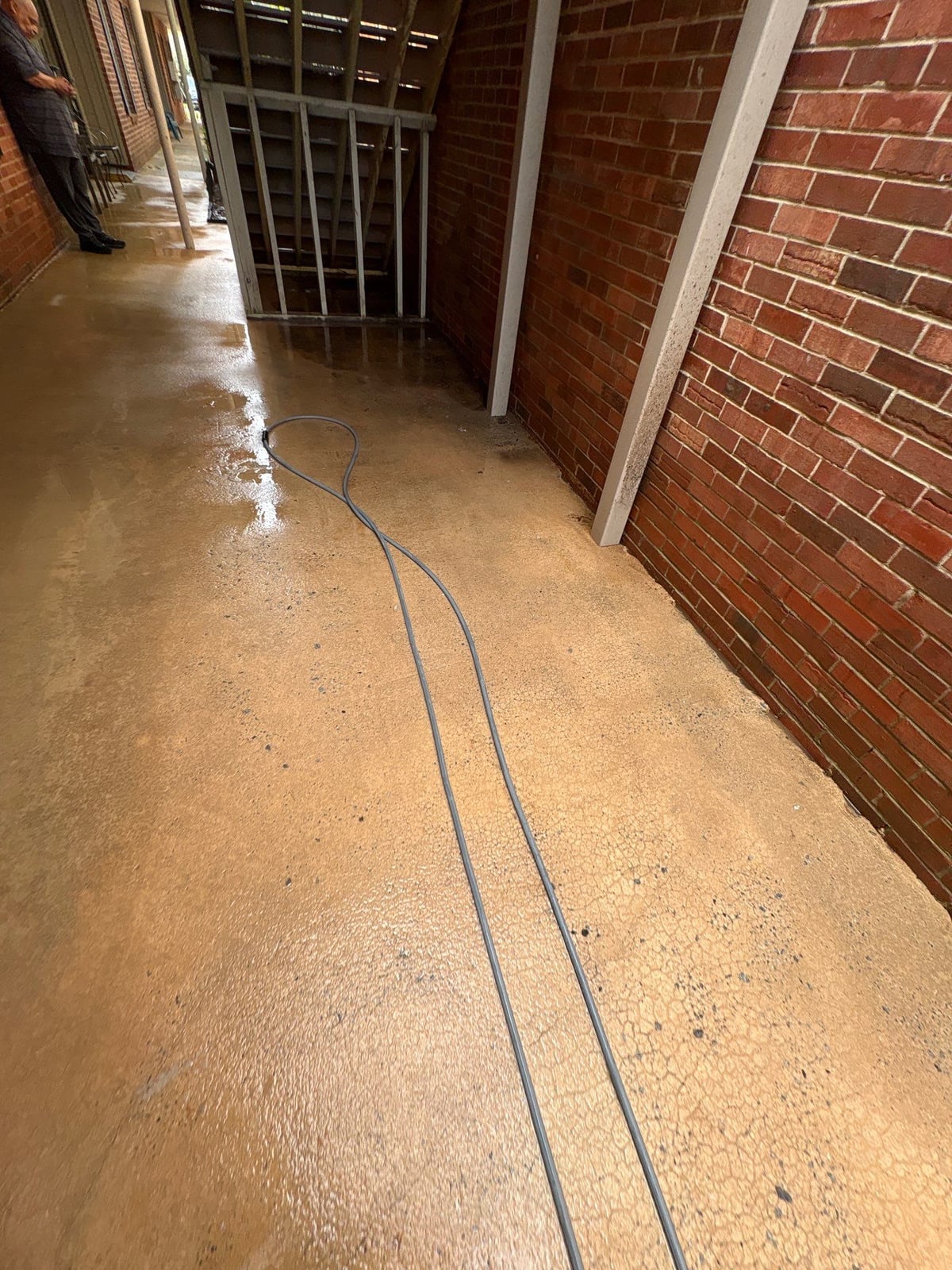 Concrete walkway power washing and exterior surface cleaning