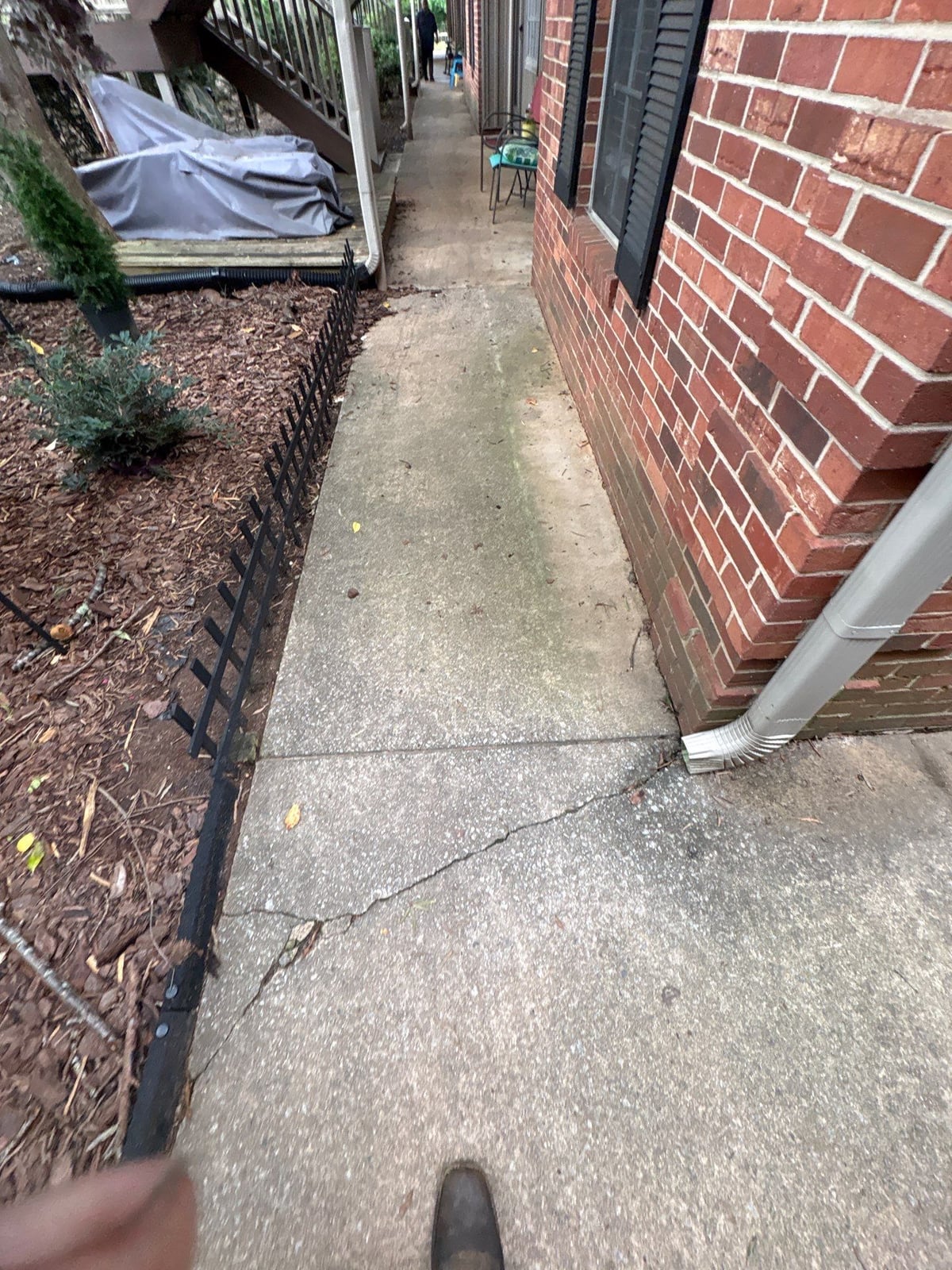 Concrete walkway power washing and exterior surface cleaning