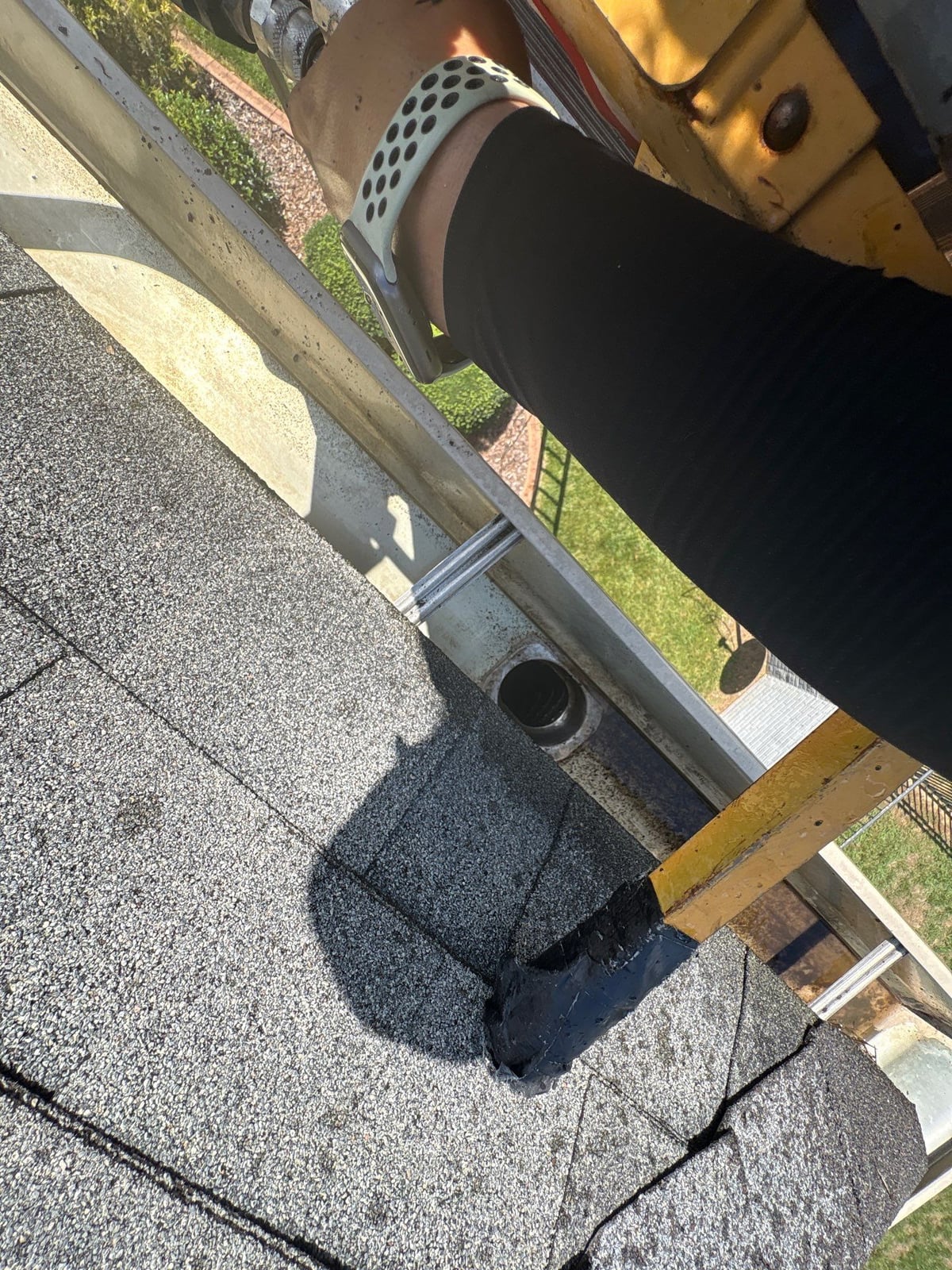 Residential roof gutter cleaning and debris removal