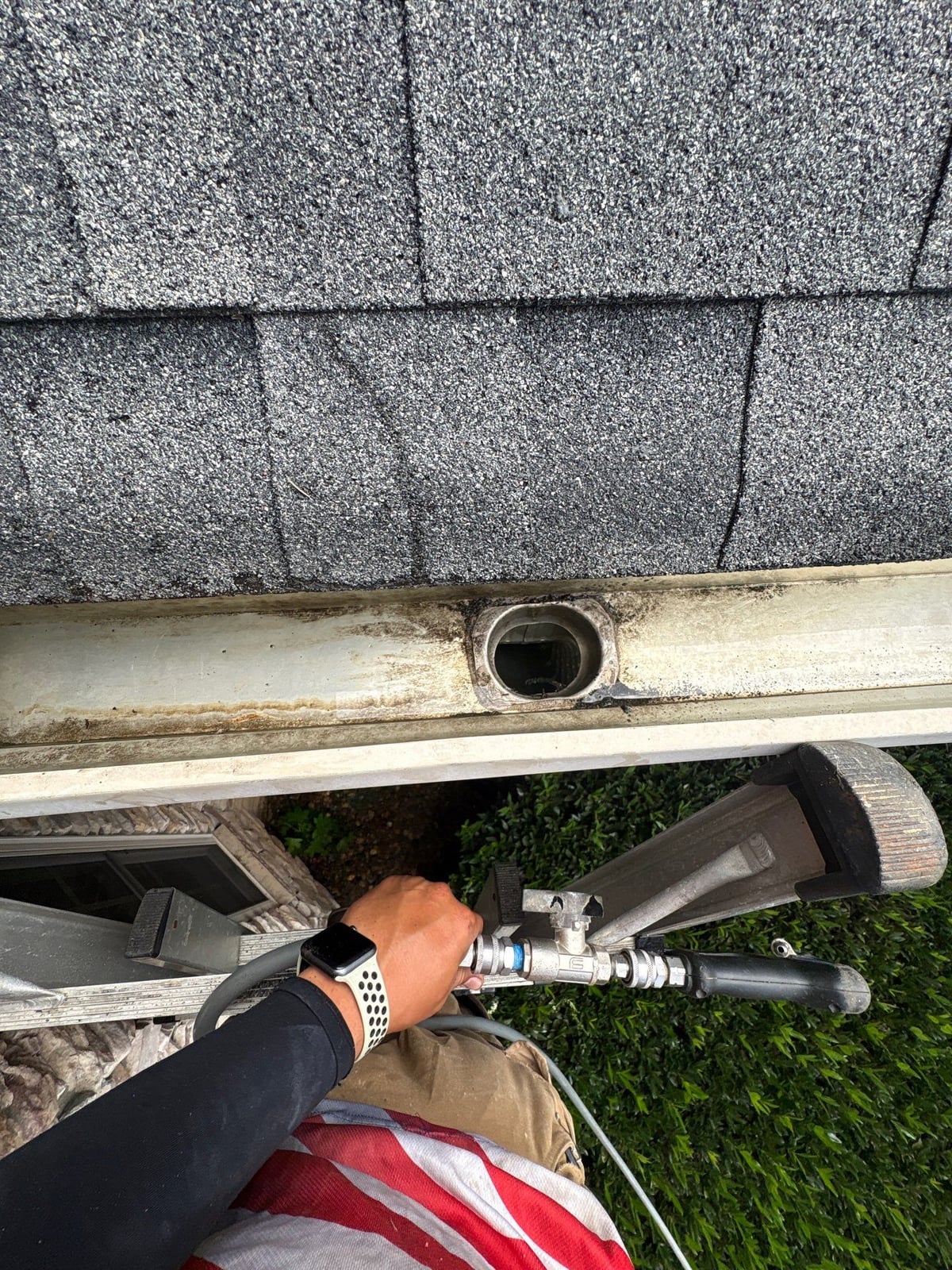 Residential roof gutter cleaning and debris removal