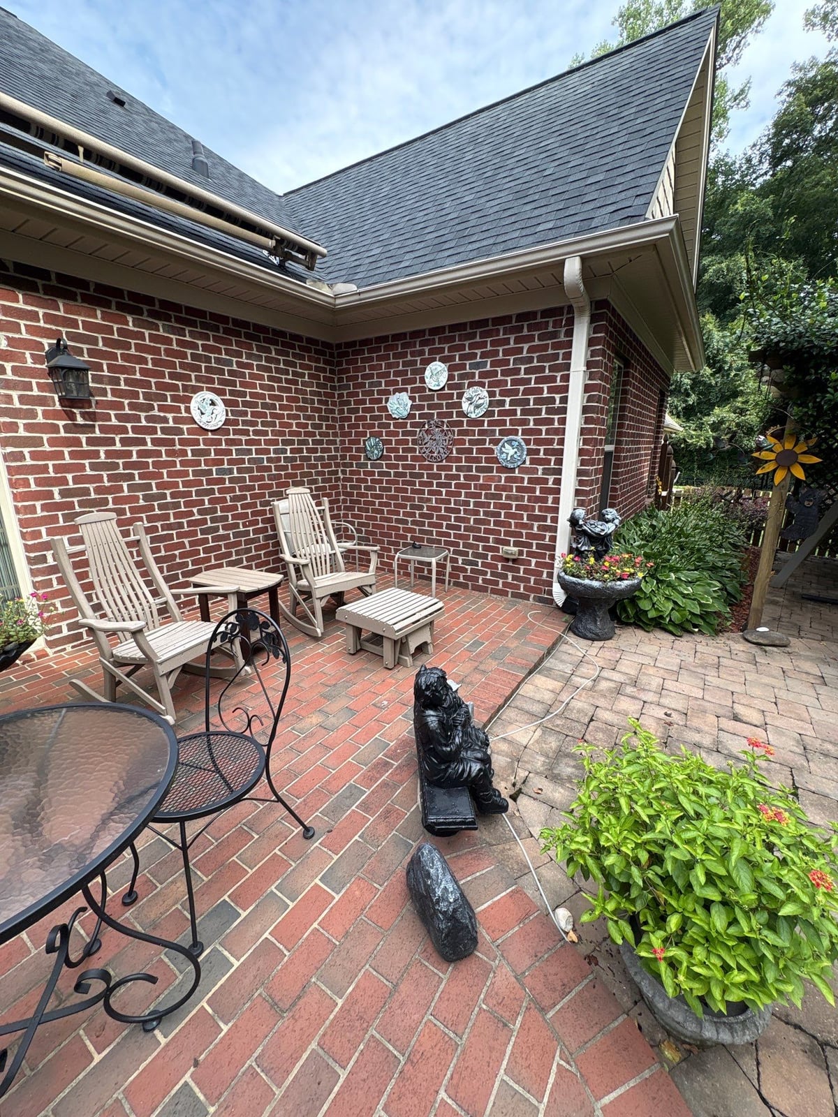 Brick patio pavers installation with front walkway and washing