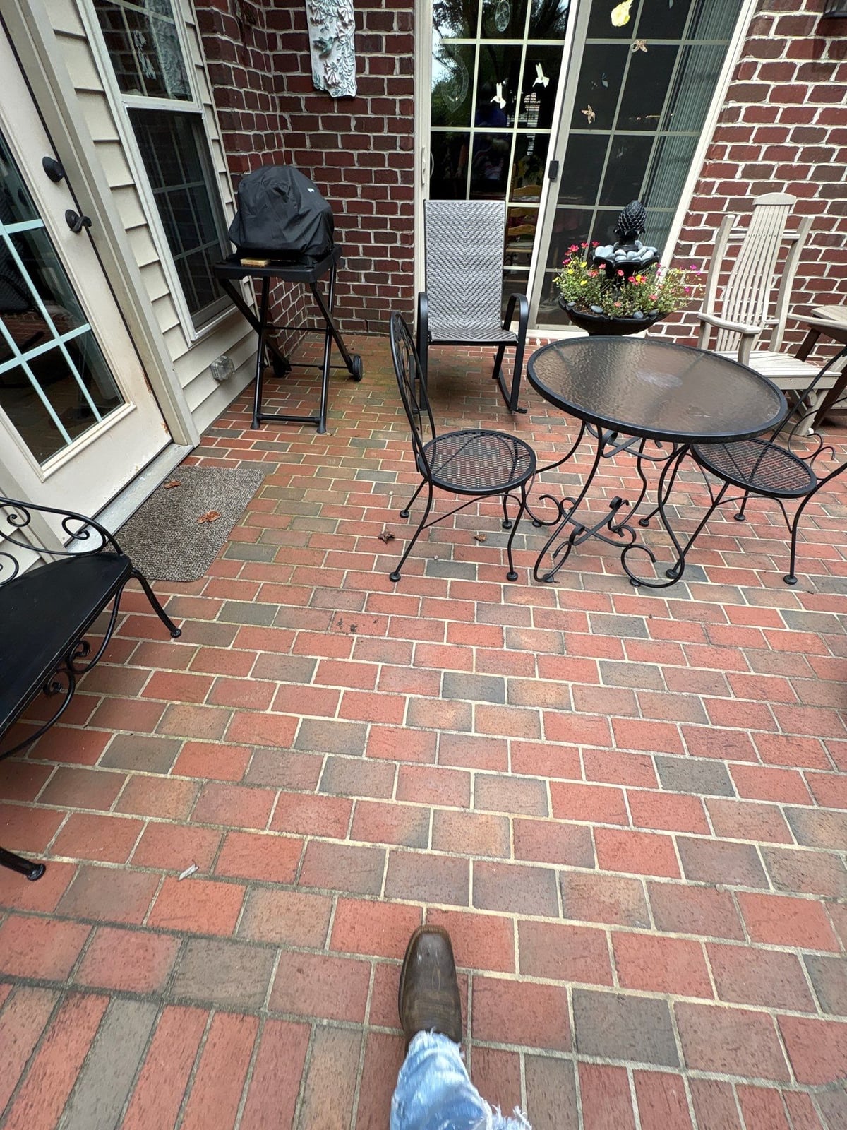 Brick patio pavers installation with front walkway and washing