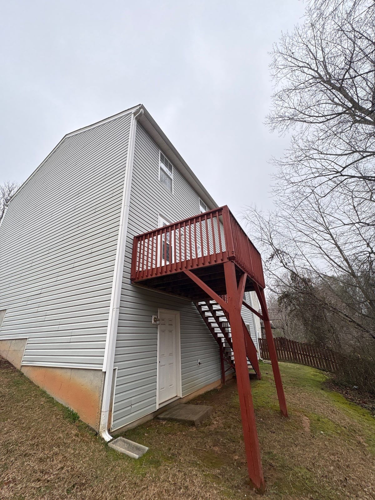 Exterior house washing and concrete driveway pressure cleaning
