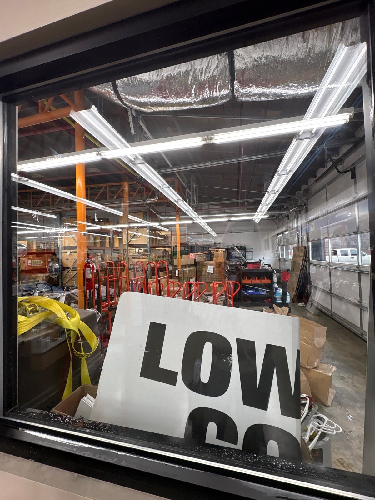 Interior and exterior commercial glass door and window cleaning