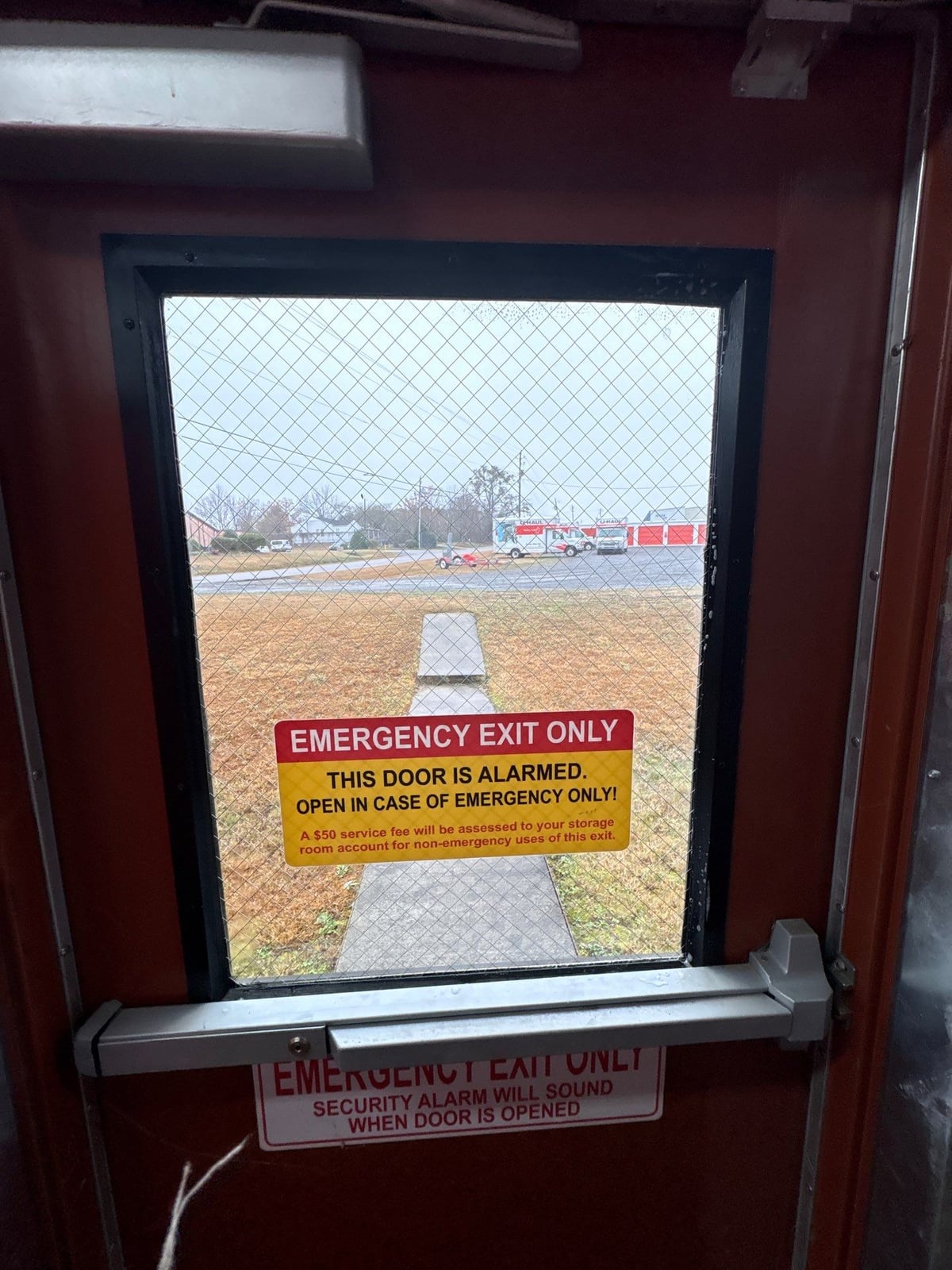 Interior and exterior commercial glass door and window cleaning