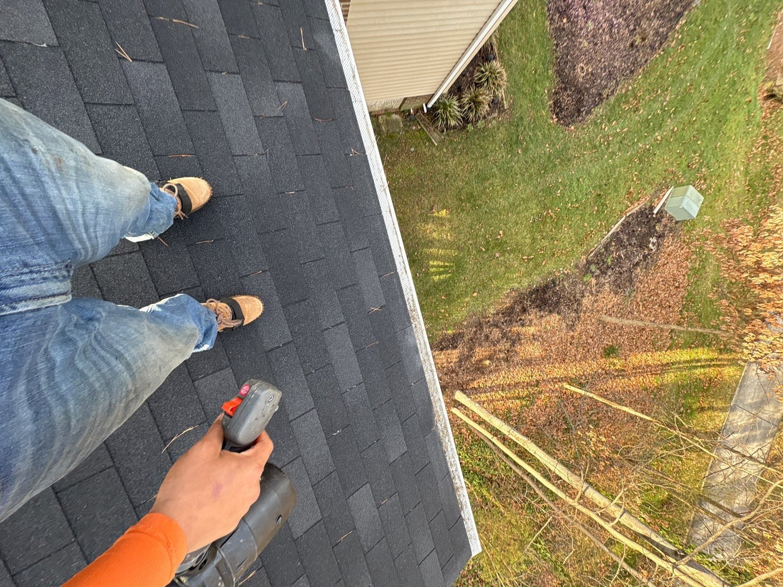 Gutter cleaning and exterior deck power washing services