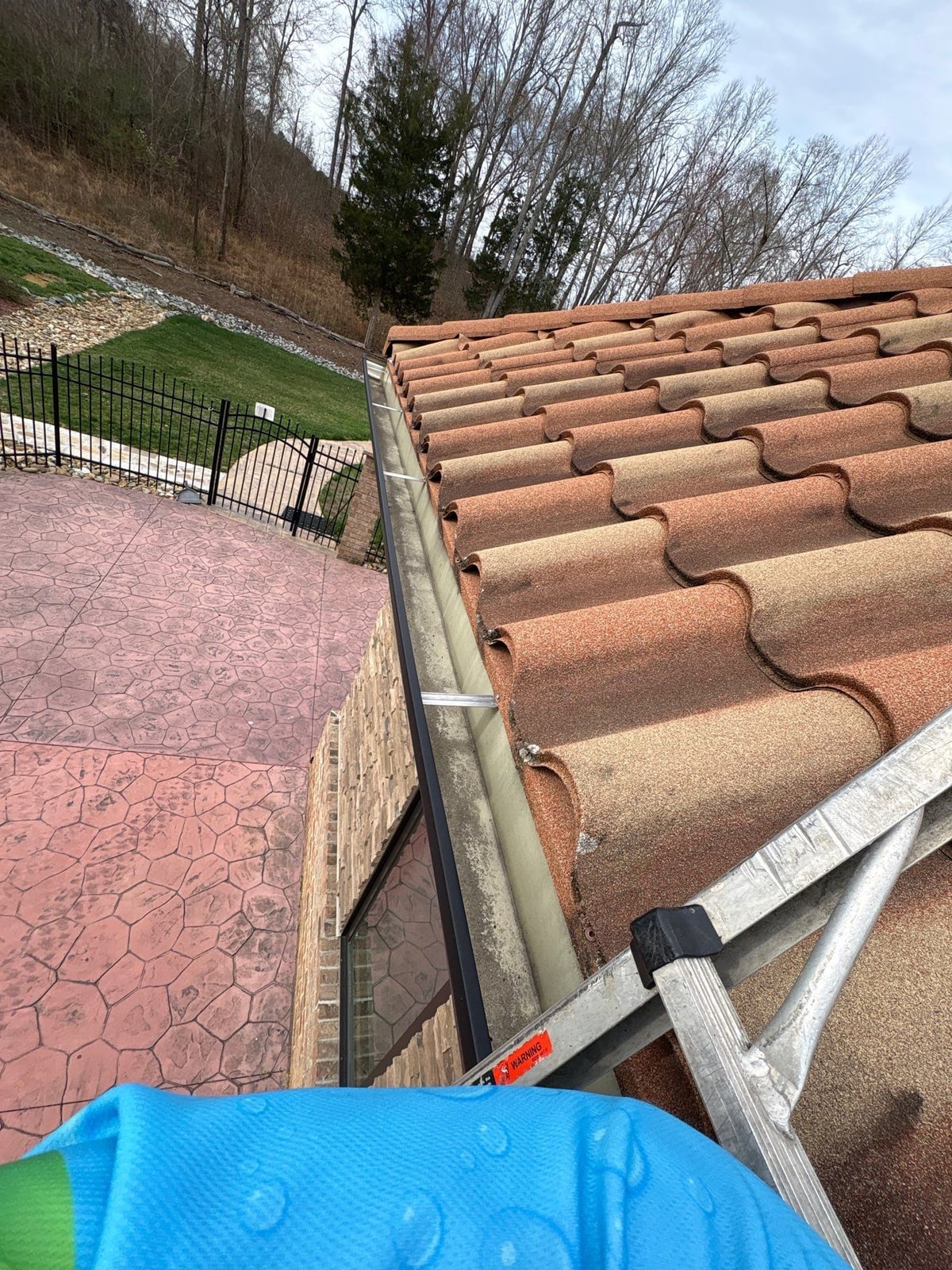 Exterior gutter cleaning and residential window washing services